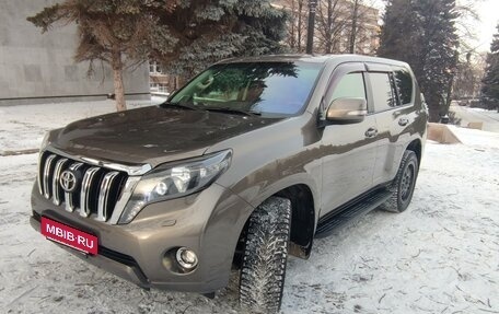 Toyota Land Cruiser Prado 150 рестайлинг 2, 2014 год, 3 650 000 рублей, 32 фотография