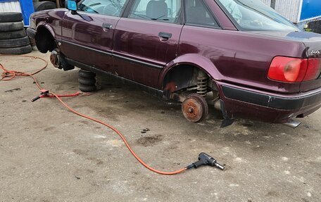 Audi 80, 1992 год, 260 000 рублей, 2 фотография