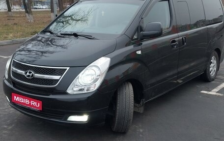 Hyundai Grand Starex Grand Starex I рестайлинг 2, 2010 год, 1 950 000 рублей, 6 фотография