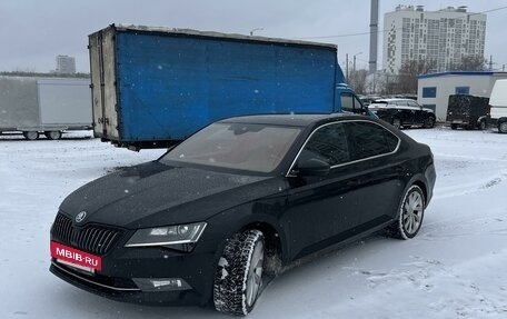 Skoda Superb III рестайлинг, 2015 год, 1 900 000 рублей, 24 фотография