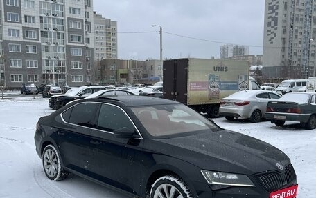 Skoda Superb III рестайлинг, 2015 год, 1 900 000 рублей, 17 фотография