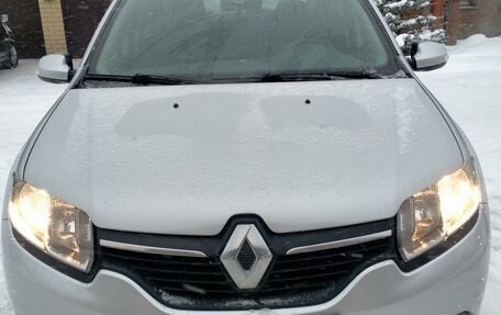 Renault Logan II, 2014 год, 850 000 рублей, 5 фотография