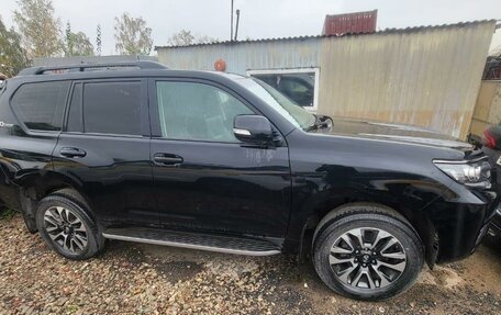 Toyota Land Cruiser Prado 150 рестайлинг 2, 2021 год, 3 500 000 рублей, 3 фотография