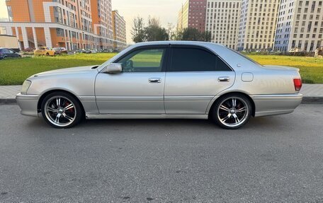 Toyota Crown, 2001 год, 1 000 000 рублей, 2 фотография