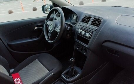 Volkswagen Polo VI (EU Market), 2013 год, 1 070 000 рублей, 10 фотография