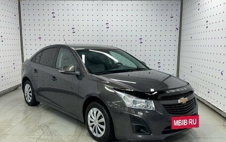 Chevrolet Cruze II, 2014 год, 890 000 рублей, 2 фотография