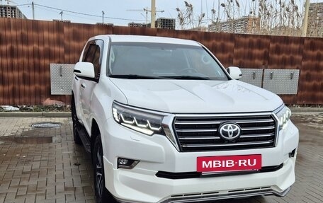 Toyota Land Cruiser Prado 150 рестайлинг 2, 2019 год, 5 000 000 рублей, 3 фотография