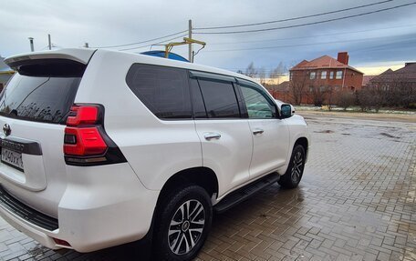 Toyota Land Cruiser Prado 150 рестайлинг 2, 2019 год, 5 000 000 рублей, 5 фотография