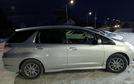 Honda Fit Shuttle I рестайлинг, 2012 год, 1 150 000 рублей, 1 фотография