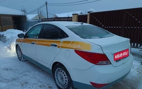 Hyundai Solaris II рестайлинг, 2015 год, 470 000 рублей, 6 фотография