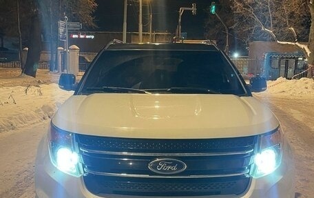 Ford Explorer VI, 2014 год, 2 100 000 рублей, 3 фотография