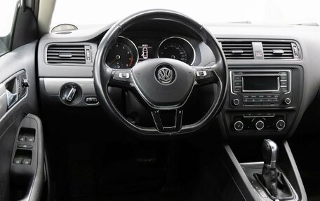 Volkswagen Jetta VI, 2015 год, 1 398 000 рублей, 12 фотография