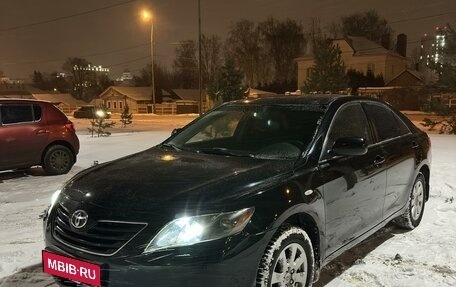 Toyota Camry, 2007 год, 1 050 000 рублей, 1 фотография