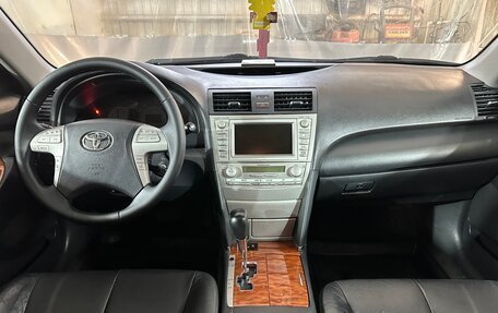 Toyota Camry, 2007 год, 1 050 000 рублей, 13 фотография