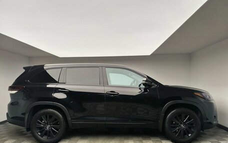 Toyota Highlander III, 2019 год, 5 050 000 рублей, 3 фотография