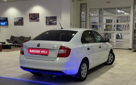 Skoda Rapid I, 2016 год, 998 000 рублей, 2 фотография