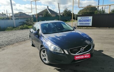 Volvo S60 III, 2011 год, 1 385 000 рублей, 2 фотография