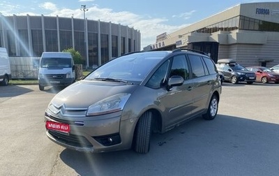 Citroen C4 Picasso II рестайлинг, 2010 год, 700 000 рублей, 1 фотография