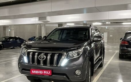 Toyota Land Cruiser Prado 150 рестайлинг 2, 2015 год, 4 450 000 рублей, 1 фотография