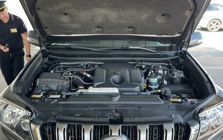 Toyota Land Cruiser Prado 150 рестайлинг 2, 2015 год, 4 450 000 рублей, 6 фотография