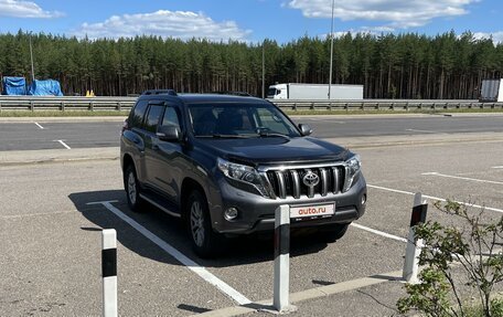 Toyota Land Cruiser Prado 150 рестайлинг 2, 2015 год, 4 450 000 рублей, 8 фотография