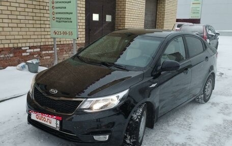 KIA Rio III рестайлинг, 2015 год, 1 300 000 рублей, 24 фотография