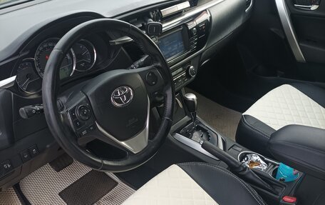 Toyota Corolla, 2014 год, 1 400 000 рублей, 11 фотография