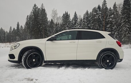 Mercedes-Benz GLA, 2016 год, 2 600 000 рублей, 10 фотография