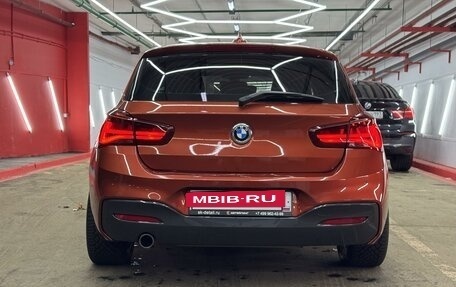 BMW 1 серия, 2019 год, 2 400 000 рублей, 3 фотография