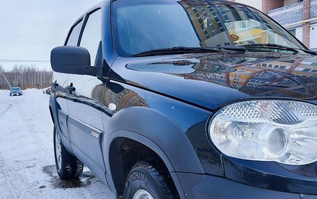 Chevrolet Niva I рестайлинг, 2017 год, 820 000 рублей, 8 фотография