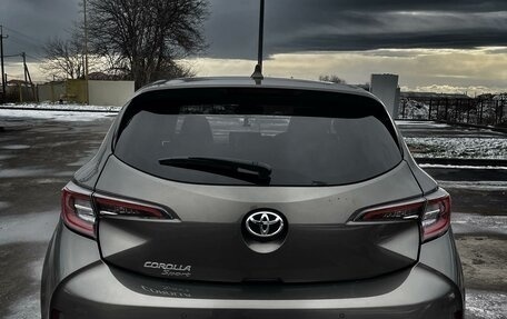 Toyota Corolla, 2018 год, 1 990 000 рублей, 8 фотография