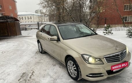 Mercedes-Benz C-Класс, 2011 год, 1 550 000 рублей, 10 фотография