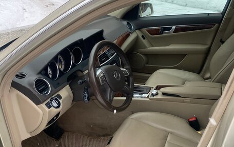 Mercedes-Benz C-Класс, 2011 год, 1 550 000 рублей, 19 фотография