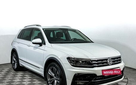 Volkswagen Tiguan II, 2018 год, 3 150 000 рублей, 3 фотография