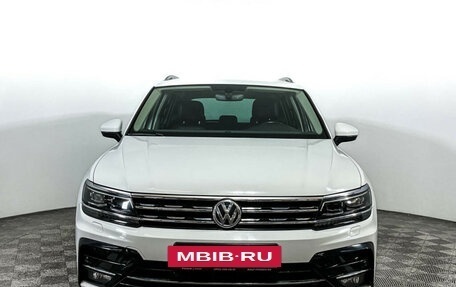 Volkswagen Tiguan II, 2018 год, 3 150 000 рублей, 2 фотография