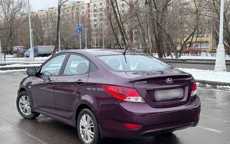 Hyundai Solaris II рестайлинг, 2011 год, 680 000 рублей, 4 фотография