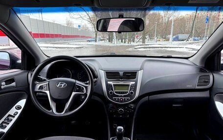 Hyundai Solaris II рестайлинг, 2011 год, 680 000 рублей, 12 фотография