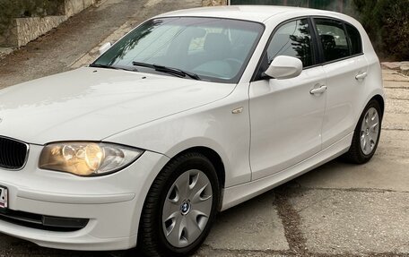 BMW 1 серия, 2010 год, 880 000 рублей, 5 фотография