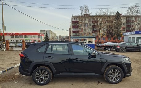 Toyota RAV4, 2024 год, 4 200 000 рублей, 6 фотография