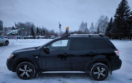 Mitsubishi Outlander III рестайлинг 3, 2007 год, 630 000 рублей, 2 фотография