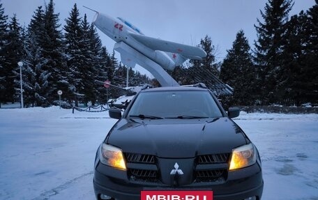 Mitsubishi Outlander III рестайлинг 3, 2007 год, 630 000 рублей, 5 фотография