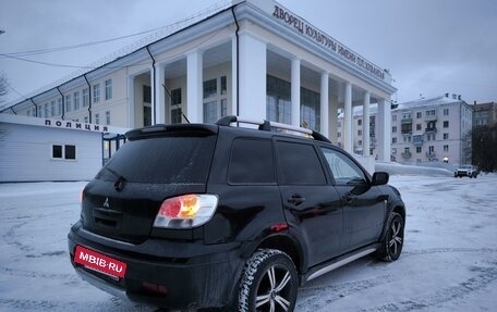 Mitsubishi Outlander III рестайлинг 3, 2007 год, 630 000 рублей, 11 фотография