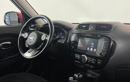 KIA Soul II рестайлинг, 2018 год, 1 765 000 рублей, 17 фотография