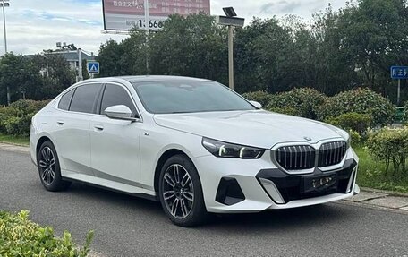 BMW 5 серия, 2024 год, 9 200 000 рублей, 3 фотография