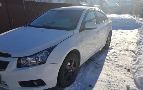 Chevrolet Cruze II, 2012 год, 810 000 рублей, 3 фотография