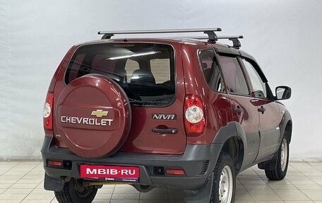 Chevrolet Niva I рестайлинг, 2012 год, 550 000 рублей, 4 фотография