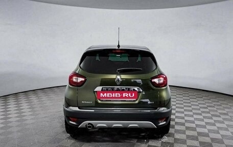 Renault Kaptur I рестайлинг, 2017 год, 1 632 000 рублей, 7 фотография