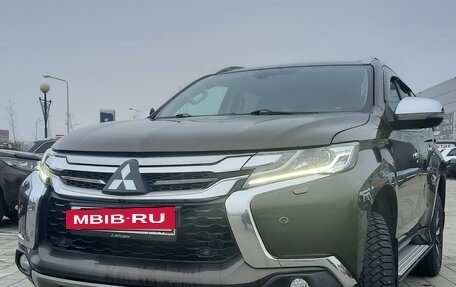 Mitsubishi Pajero Sport III рестайлинг, 2017 год, 2 800 000 рублей, 2 фотография