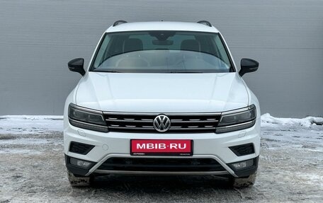 Volkswagen Tiguan II, 2019 год, 2 715 000 рублей, 3 фотография