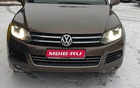 Volkswagen Touareg III, 2014 год, 2 799 000 рублей, 1 фотография